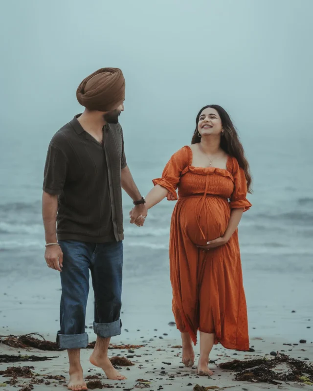 Film by @weddingframes.au 
In frame @jagdeep.14 @gagan__virk 
.
.
.
#babyshower #instababy #bestphotography #portrait #portraitphotography #australia #melbourne #sydney_insta #sydney #australiawide #followforfollowback #foryou #couplegoals 
.
.
.
For bookings & enquiries, kindly DM or call us on 
+61473009248